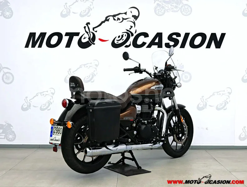 Royal Enfield Meteor 350 - Vista 3