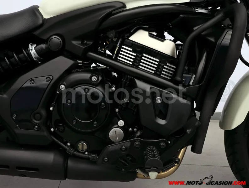 Kawasaki Vulcan S - Vista 5