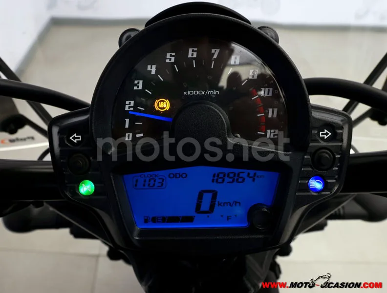 Kawasaki Vulcan S - Vista 6