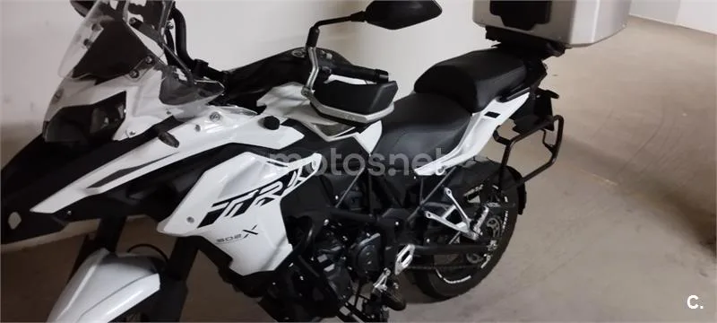 Benelli TRK 502 - Vista 14