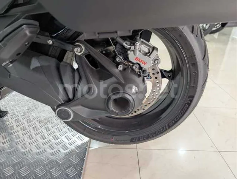 BMW R 1300 RT - Vista 25