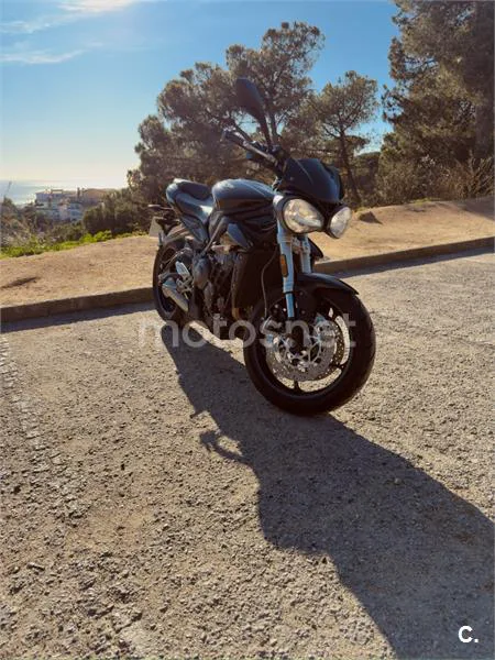Triumph Street Triple - Vista 4