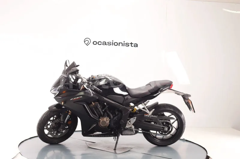 Honda CBR650R - Vista 5
