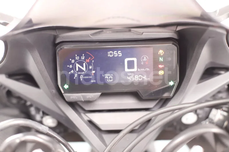 Honda CBR650R - Vista 6