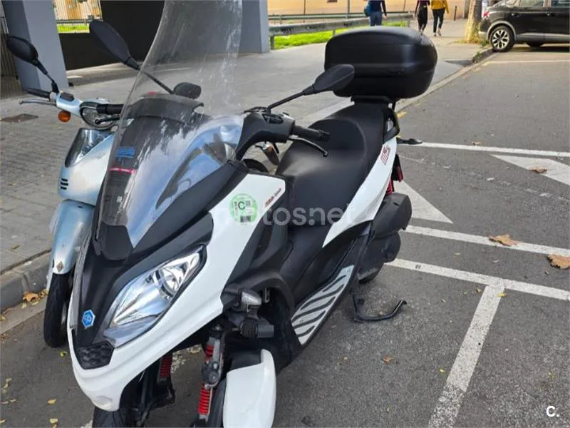 Piaggio MP3 4750 € 2020 Barcelona - 1