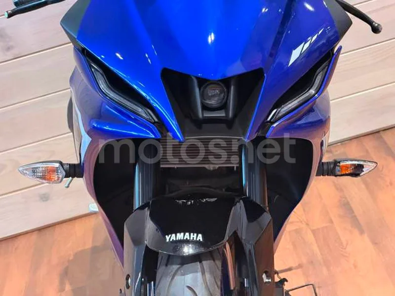 Yamaha YZF-R125 - Vista 10