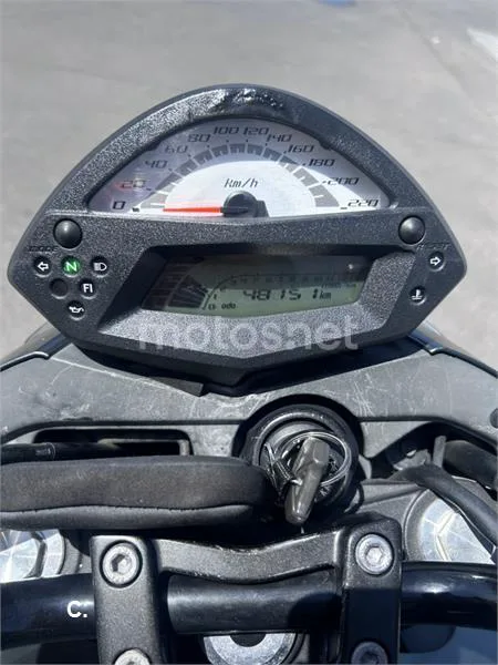 Kawasaki ER-6n - Vista 3