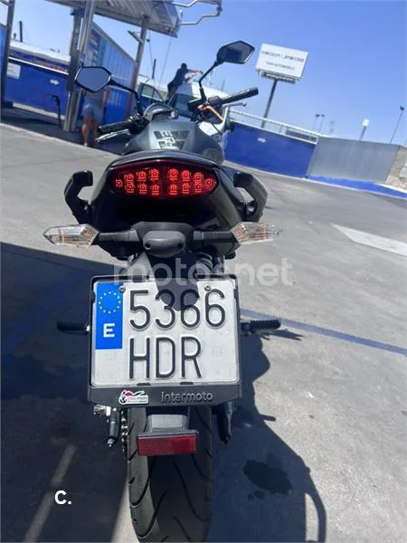 Kawasaki ER-6n - Vista 4