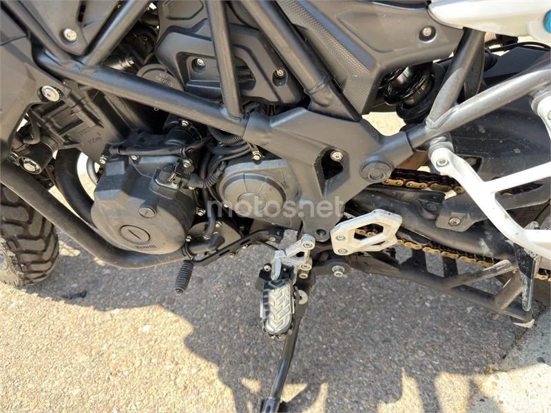Benelli TRK 502 - Vista 11