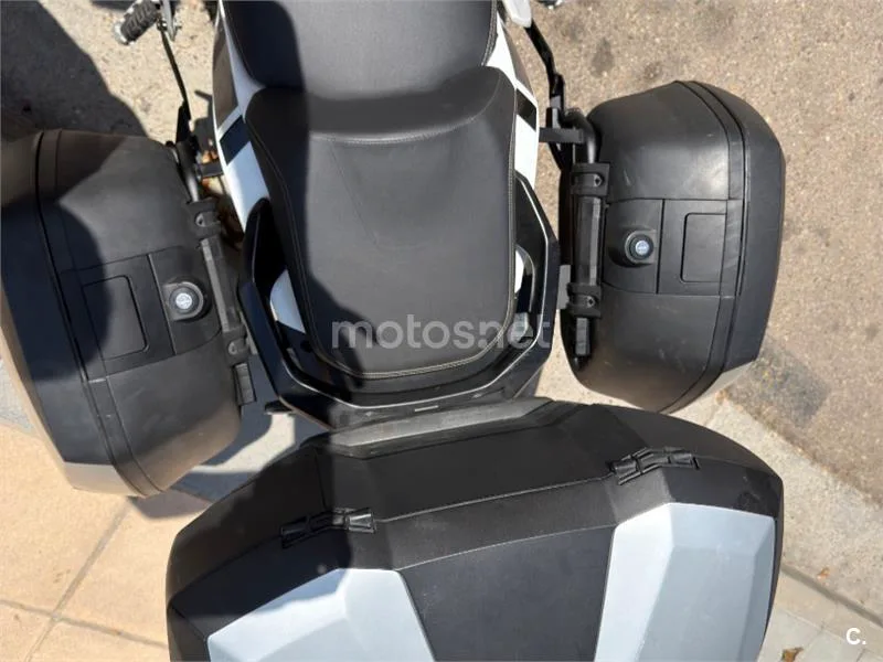 Benelli TRK 502 - Vista 12