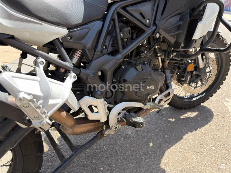 Benelli TRK 502 - Vista 14