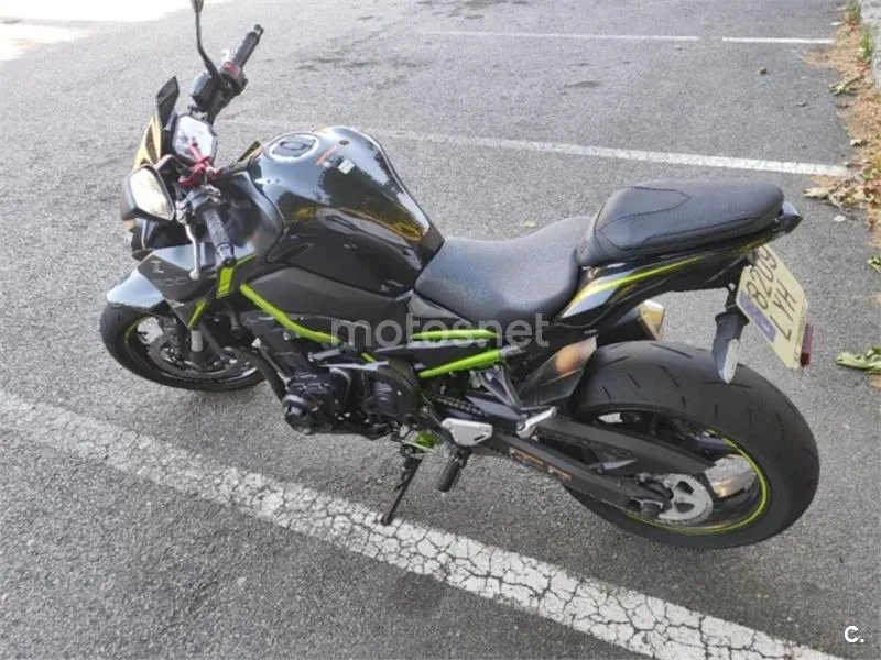 Kawasaki Z900 - Vista 5