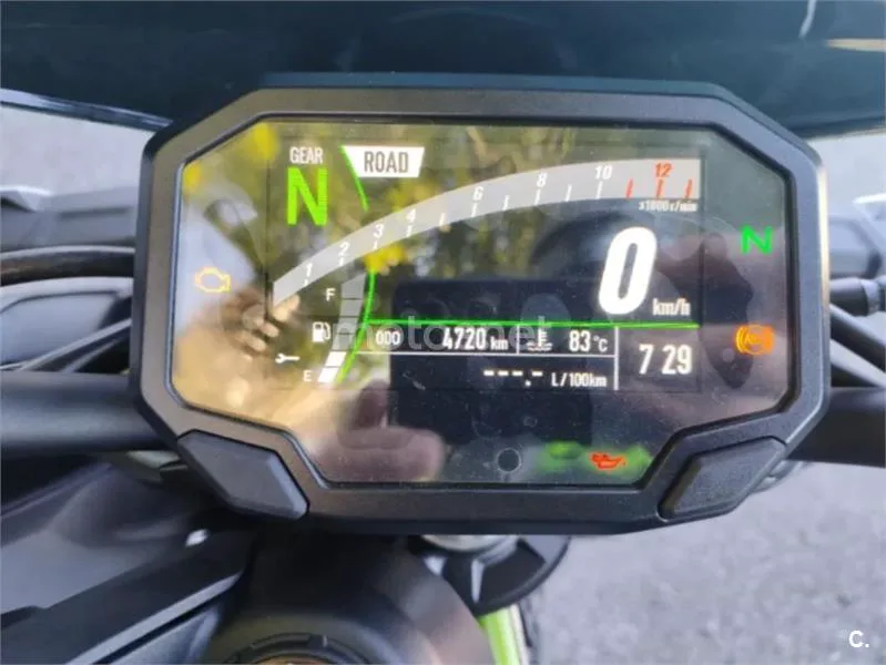 Kawasaki Z900 - Vista 6
