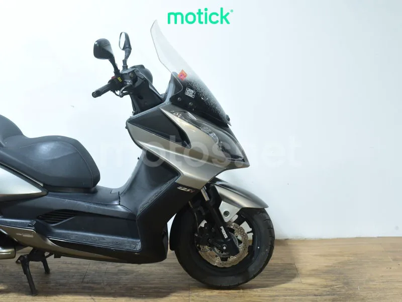 Kymco Super Dink 125 - Vista 4