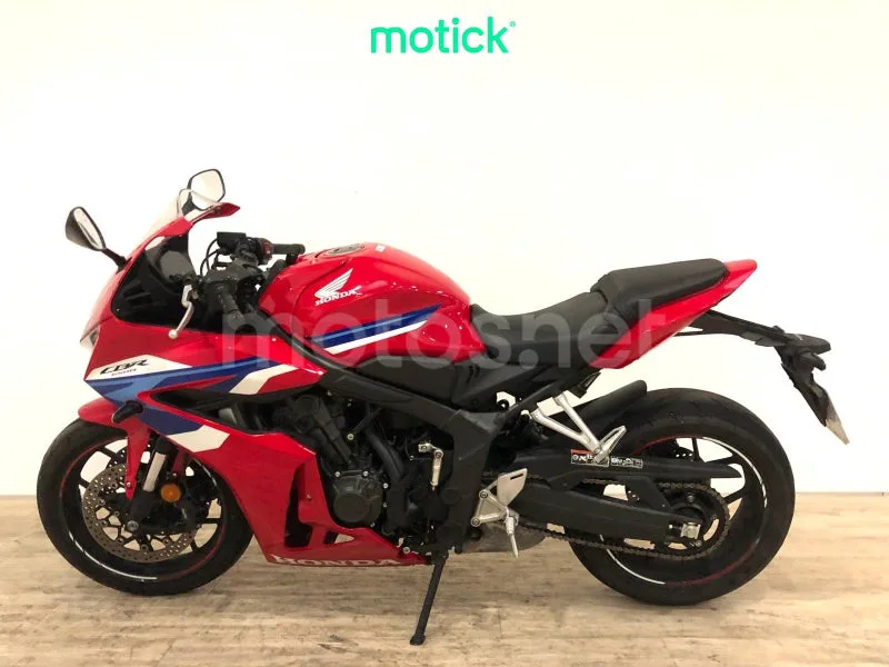 Honda CBR650R - Vista 6