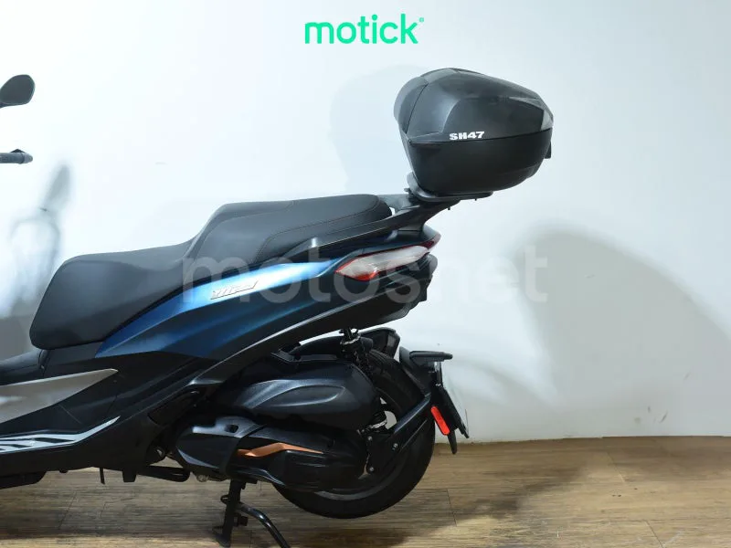 Piaggio MP3 530 Exclusive - Vista 9
