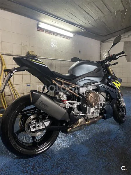 BMW S 1000 R - Vista 7