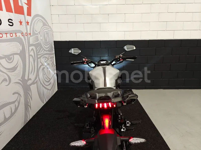 Zontes 125 Z2 - Vista 11