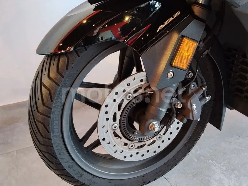 Honda Forza 350 - Vista 11