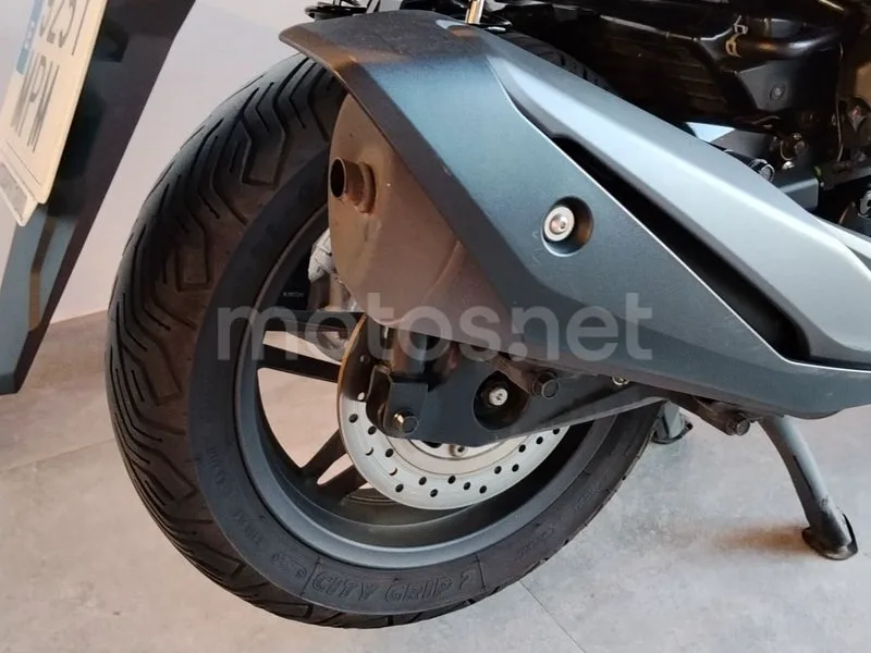 Honda Forza 350 - Vista 17