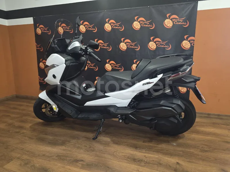 Voge SR4 Max 3995 € 2024 Cantabria - 2