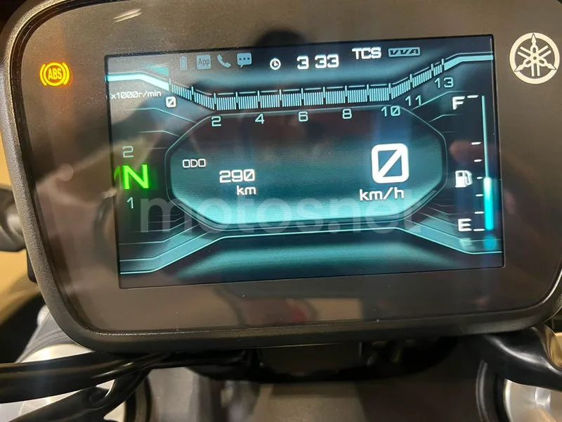 Yamaha MT-125 - Vista 8