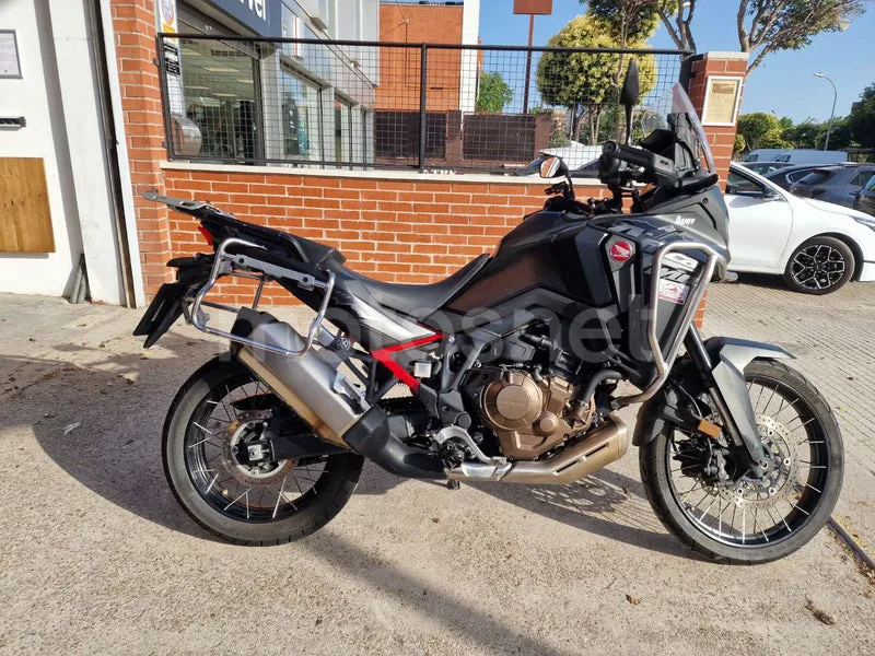 Honda CRF1100L Africa Twin 11.000 € 2024 Barcelona - 1