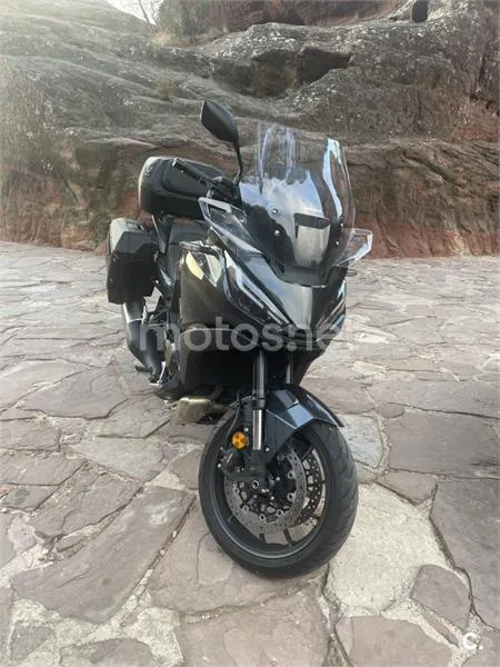 Honda NT1100 10.550 € 2024 Tarragona - 1