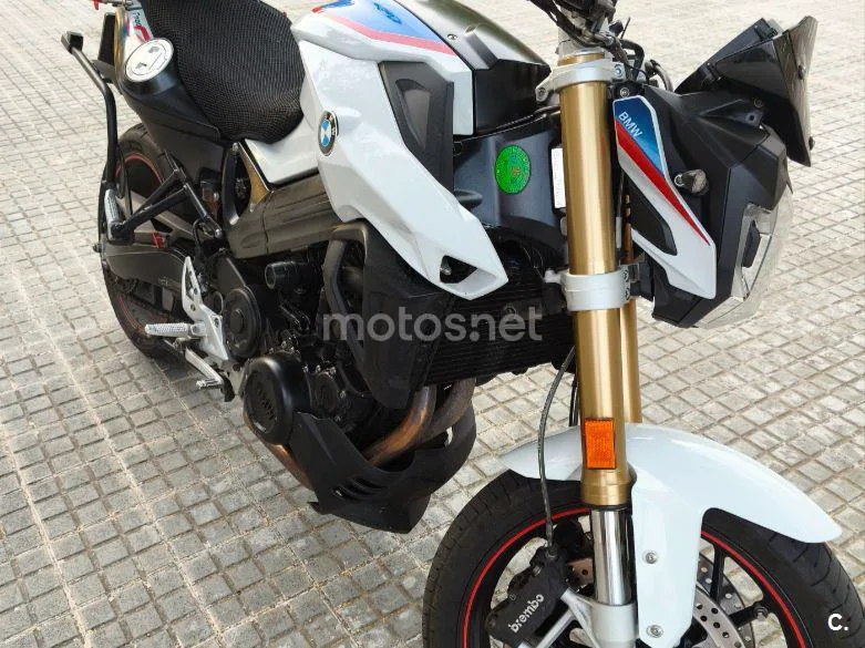 BMW F 800 R - Vista 7