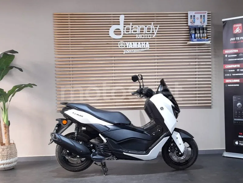 Yamaha NMAX 3399 € 2025 Murcia - 2