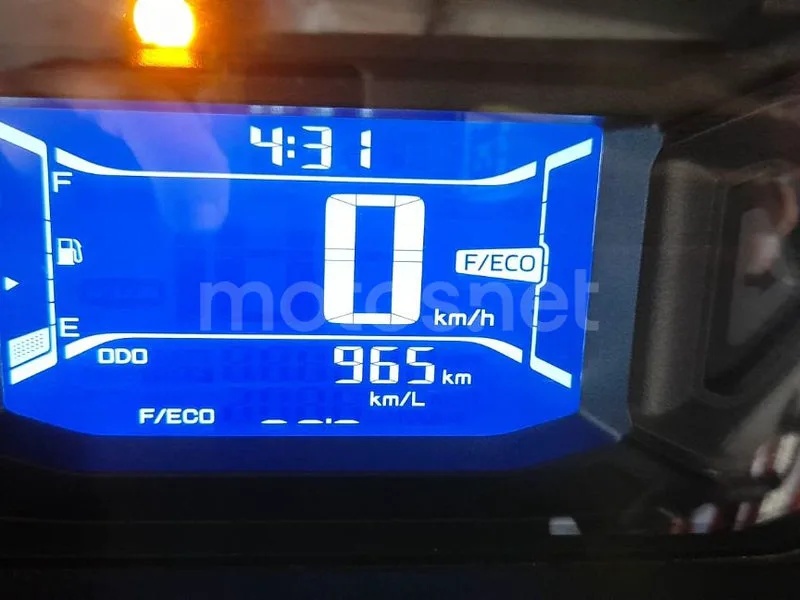 Yamaha NMAX - Vista 3