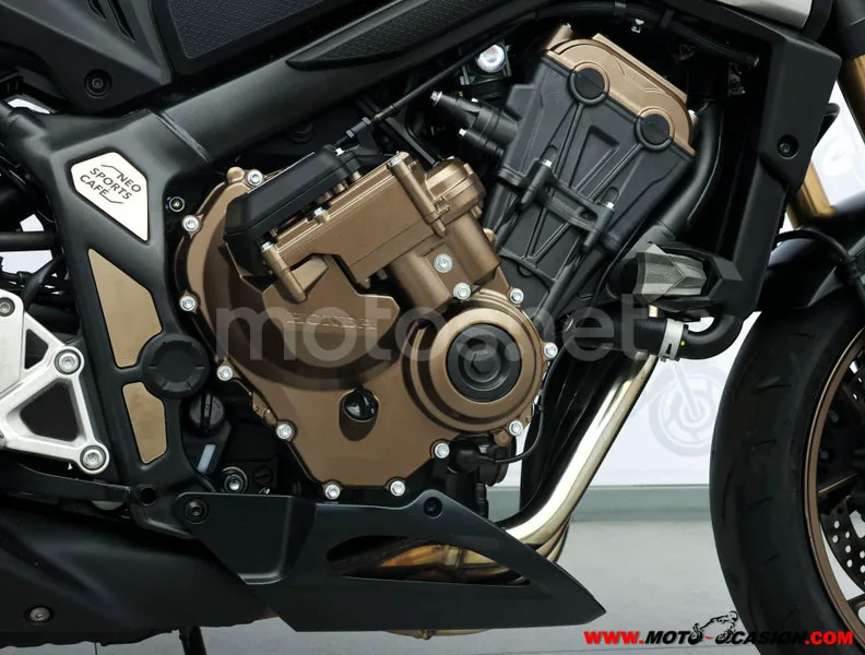 Honda CB650R - Vista 5