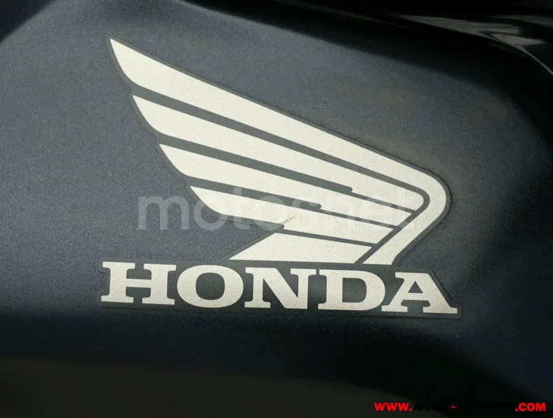 Honda CB650R - Vista 9