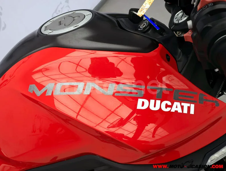 Ducati Monster - Vista 9