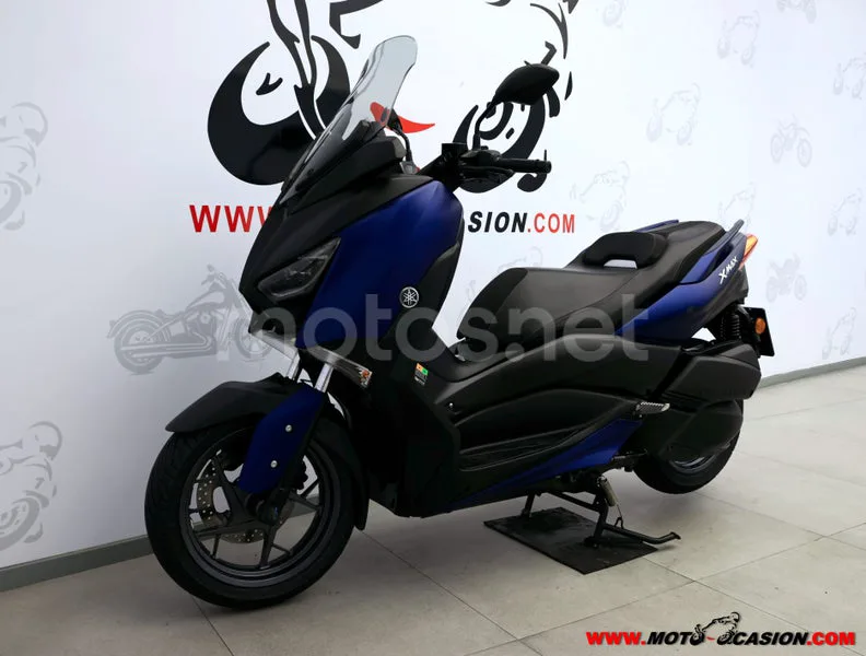 Yamaha XMAX 300 - Vista 8
