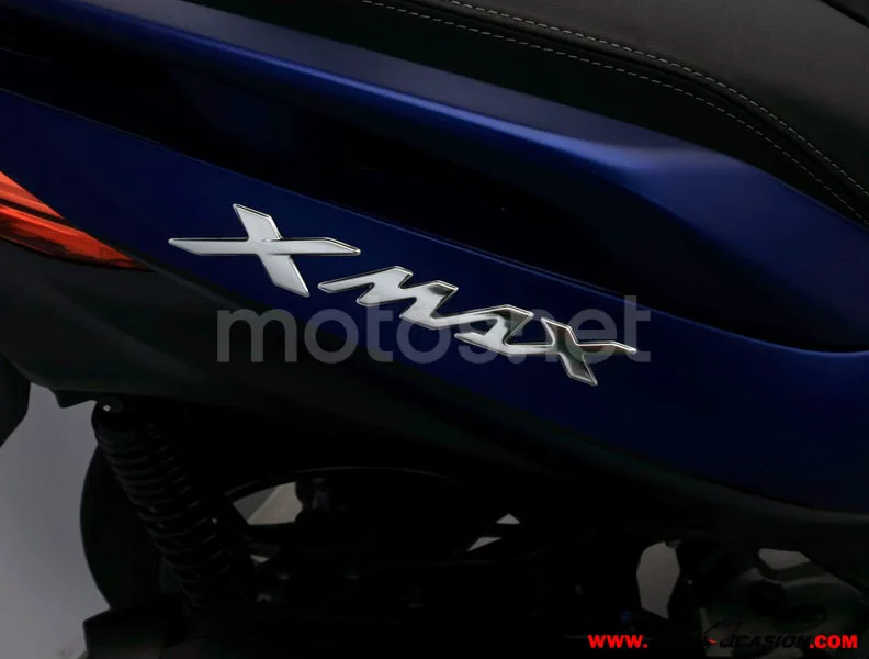 Yamaha XMAX 300 - Vista 9