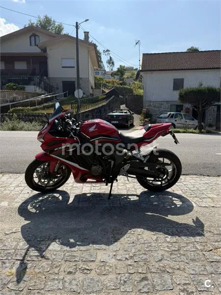 Honda CBR650R 7600 € 2021 Pontevedra - 2