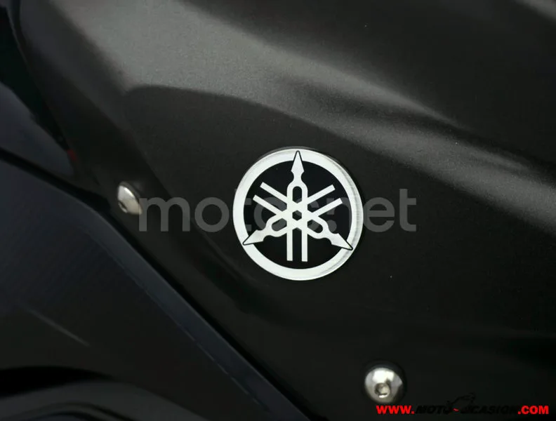 Yamaha FZ8 - Vista 9