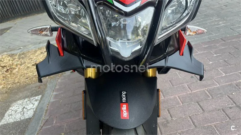 Aprilia Tuono V4 1100 Factory - Vista 6
