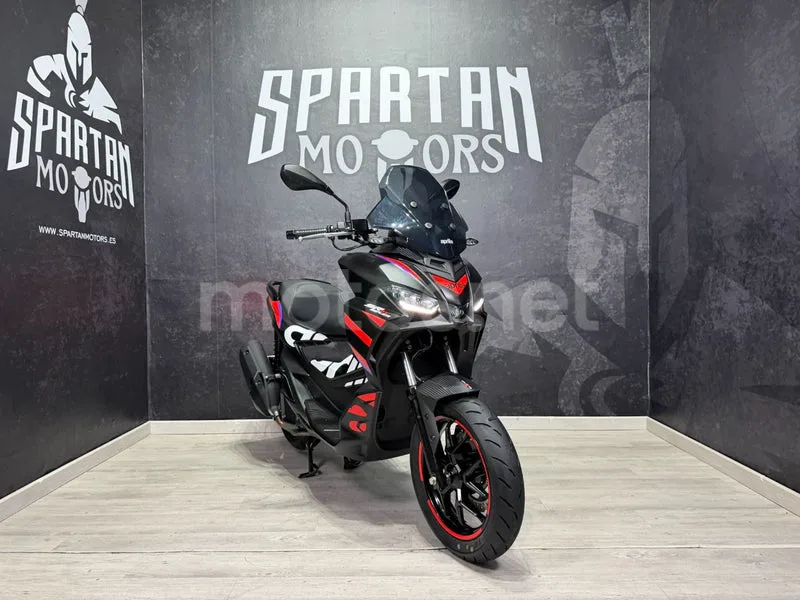 Aprilia SR GT 125 3390 € 2024 Barcelona - 1