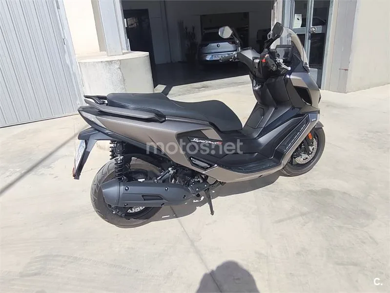 Kymco Sky Town 125 - Vista 9