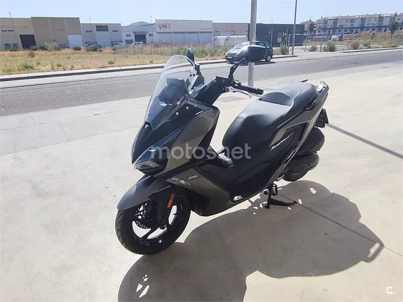 Kymco Sky Town 125 - Vista 10