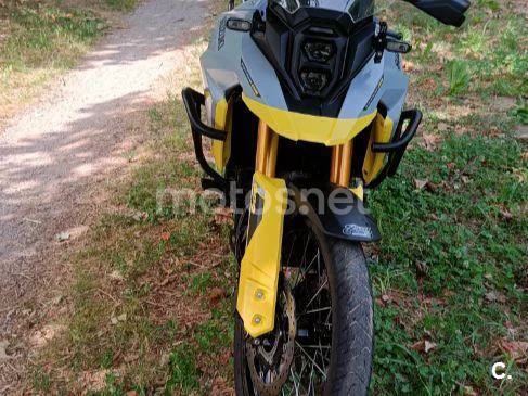 Suzuki V-Strom 800 - Vista 3