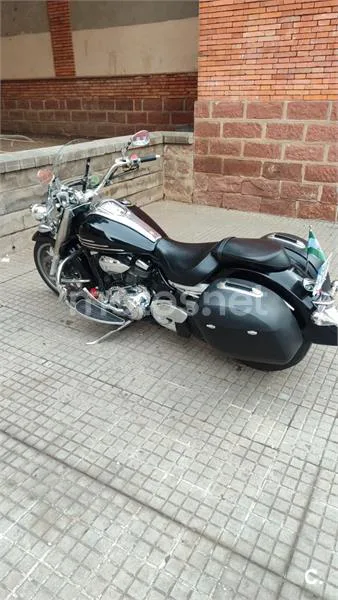 Yamaha XV1900A Midnight Star - Vista 6