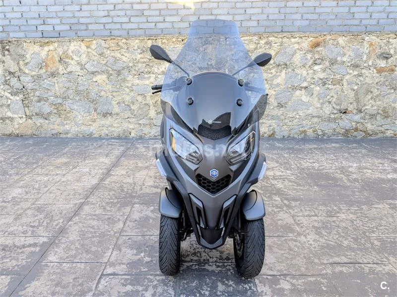 Piaggio MP3 530 Exclusive - Vista 11
