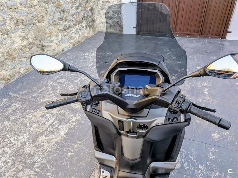 Piaggio MP3 530 Exclusive - Vista 5