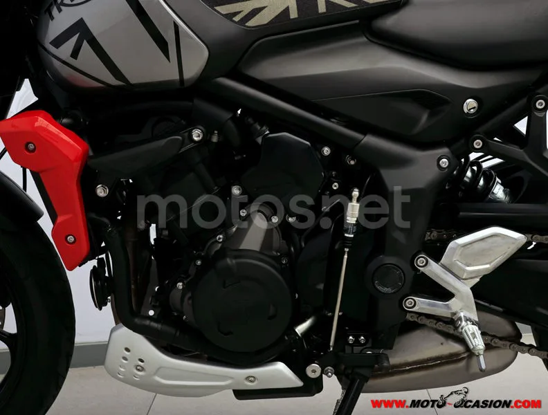Triumph Trident 660 - Vista 10