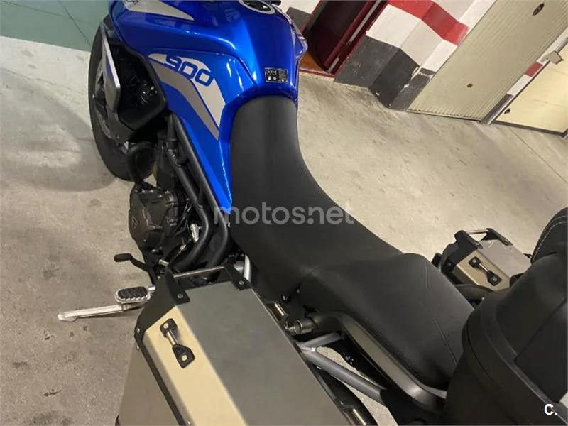 Triumph Tiger 900 - Vista 3