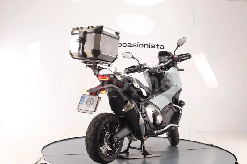 Honda X-ADV - Vista 3