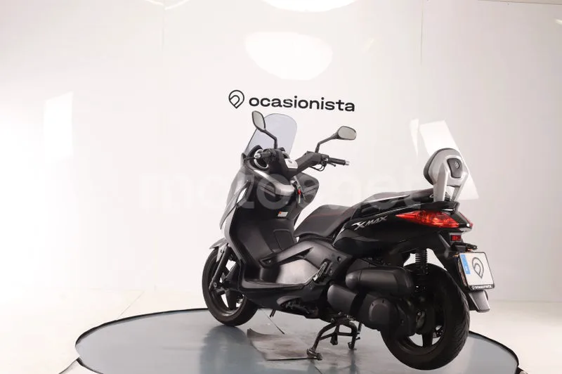 Yamaha XMAX 250 - Vista 4